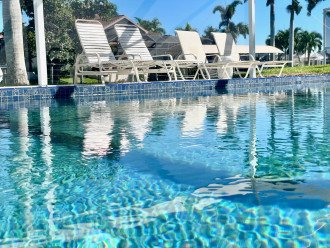 CapeCoralSusan - New Villa Calusa Slip -Beautiful Pool Villa - Dock - Yacht Club #26
