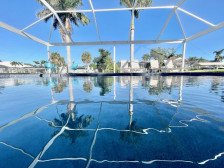 CapeCoralSusan - New Villa Calusa Slip -Beautiful Pool Villa - Dock - Yacht Club