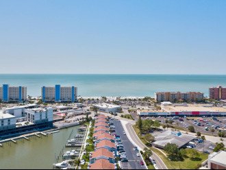 Fully Furnished *5 min walk to Madeira Beach **7 to 30 day stay #49