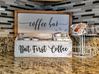Coffee bar with pods and carafe!