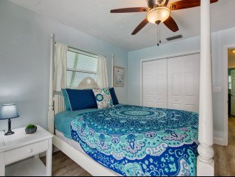 Villa Sunny Escape. Florida style cottage, great for families and "Heated Pool." #11