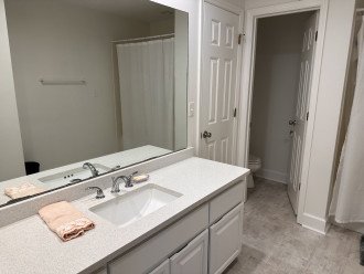 High Tunes shared bathroom with Queen bedroom and kid's room