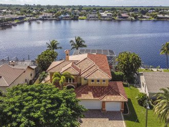 Eight Lakes - Luxury Vacation Home with Gulf Access & Amazing Water Views #2