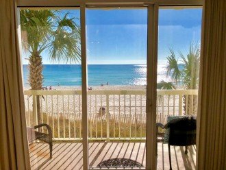 1st Floor - Beach Front -2 Private Parking Spaces Underneath! + Beach Chairs #40
