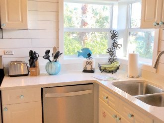 $595 4/6 - 13th! - ONLY 30ft to THE BEACH! 2BR w/Bunks- Shorter Stays OK #5