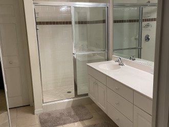 Master Bath w/ double-sinks and separate shower