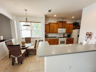 Spacious 3 BR 2BA|Private Home|Heated Pool|on Lake & Golf Course|Gated Community #33