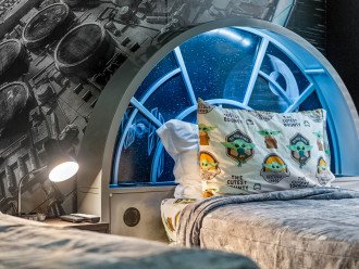Star Wars beds that light up.