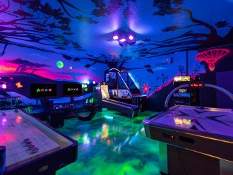 Escape to the world of Pandora in this immersive game room!
