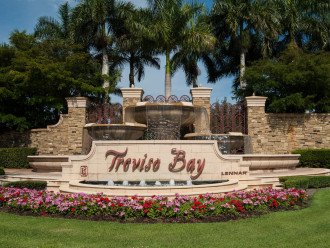 Beautiful 3+Den/3 Pool Home with GOLF in Treviso Bay! #25
