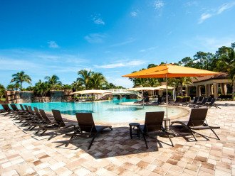 Beautiful 3+Den/3 Pool Home with GOLF in Treviso Bay! #31