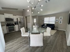 Updated Pool Home/Modern Decor/Close to PG Harborside and Stores