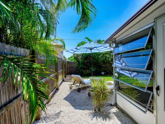 Latitude 26 - Charming vacation home- southern exposure - walk to beach! #25