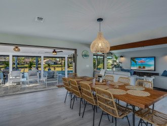 Oversized 20ft Sliding Door to Create an Amazing Indoor/Outdoor Living Area