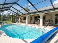 Private pool home 3bed/2bath. Centrally Located. Family Friendly. Park boat/RV