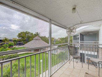 Spacious 3bed/3bath Townhome oceanside with golfcart #38