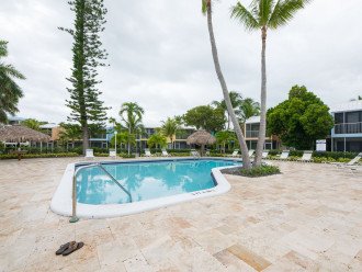 Spacious 3bed/3bath Townhome oceanside with golfcart #33