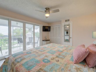 Spacious 3bed/3bath Townhome oceanside with golfcart #17