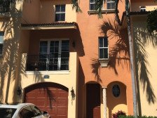 Beach House Villa/Townhome with Elevator, Steps to the beach, Ocean Views