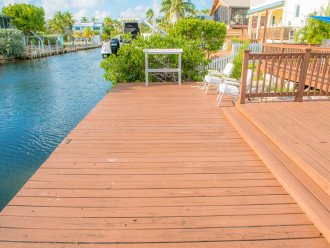 Luxurious 4-Bedroom, 3-Bathroom Canal Home with Private Pool and Beach Access in #1