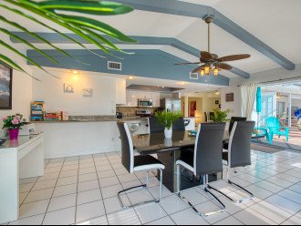 3 BEDS | 3 BATHS | 6 GUESTS | GULF ACCESS & POOL/SPA | BOAT #20