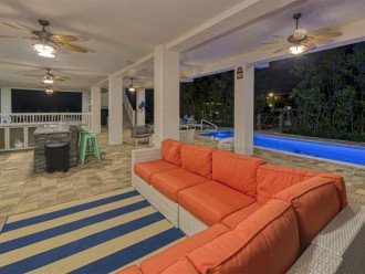 Brisas Del Mar ~ Exclusive, Luxury Pool Home ~ Kayaks and Bikes included! #21