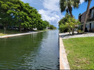 Peaceful Longboat Key Canal Home #28