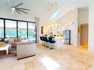 Luxury Waterfront Pool home only minutes away from the Beach in Naples Florida #8