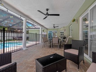 Private Pool, Quiet Neighborhood, Newly Remodel 3-2 House , near Beaches #1