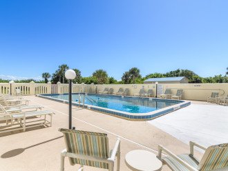 Large Heated Pool and Patio with Loungers!