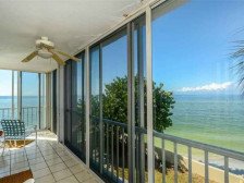 This End Unit is right on the beach with two sided lanai.