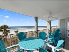 Beachside Haven - enjoy 3 beachfront bedrooms, 2nd floor, free beach chairs