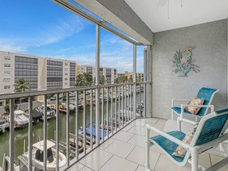 Beautiful 2 - Story South End, Canal Front Condo! Minutes to Beach! 2 Community #16
