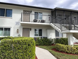 Stunning 2BR/2BA Condo in Naples, Florida with Pool Biew, Remodeled & Fully Fur. #2