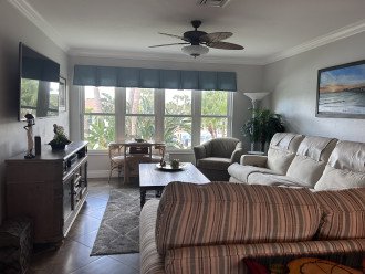 Stunning 2BR/2BA Condo in Naples, Florida with Pool Biew, Remodeled & Fully Fur. #10