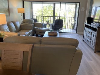Beautiful 2/2 newly renovated condo for rent #6