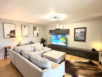 Updated Condo in Estero with free 9 hole golf and Pickleball