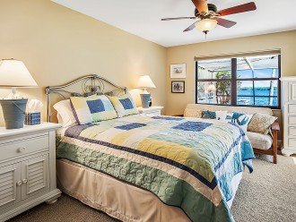 Lake side queen bed room