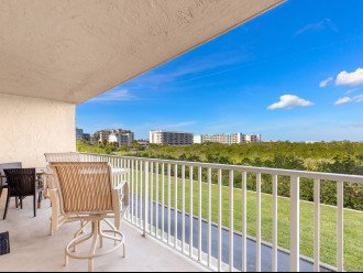 BAY SHORE YACHT AND TENNIS CLUB UNIT 207 COMPLETELY RENOVATED UNIT #1