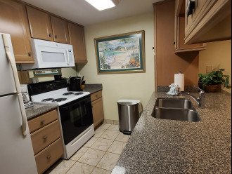 Full size kitchen with all appliances and utensils