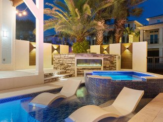 Frangista Breeze with Heated Pool #25