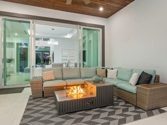 Blue Diamond Beach Home – Next Level of Luxury #48