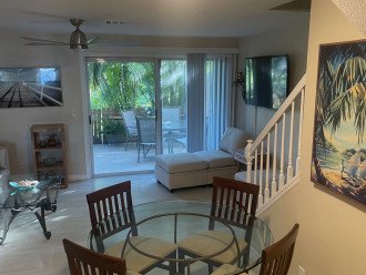 Stylish Coastal Townhome in Jupiter One mile to Beach #47
