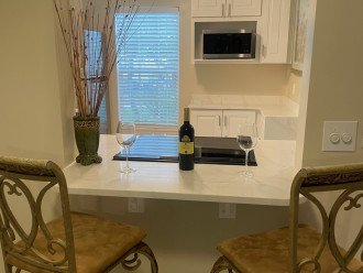 Stylish Coastal Townhome in Jupiter One mile to Beach #37