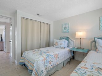 Twin Dolphins Vacation Rental #35