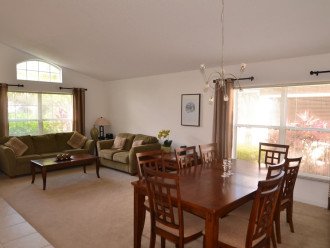 Front lounge and dining area