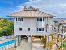 Beach Front, Pet Friendly, Private Swimming Pool & Hot Tub, Outdoor Kitchen!