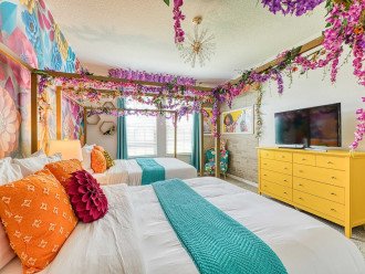 Encanto Bedroom with 2 queen beds