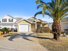 Seashore Breeze - Close to Water Park and Beach!