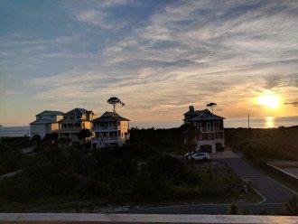 Breathtaking sunsets are a daily thing at Craigs' Coastal Cottage